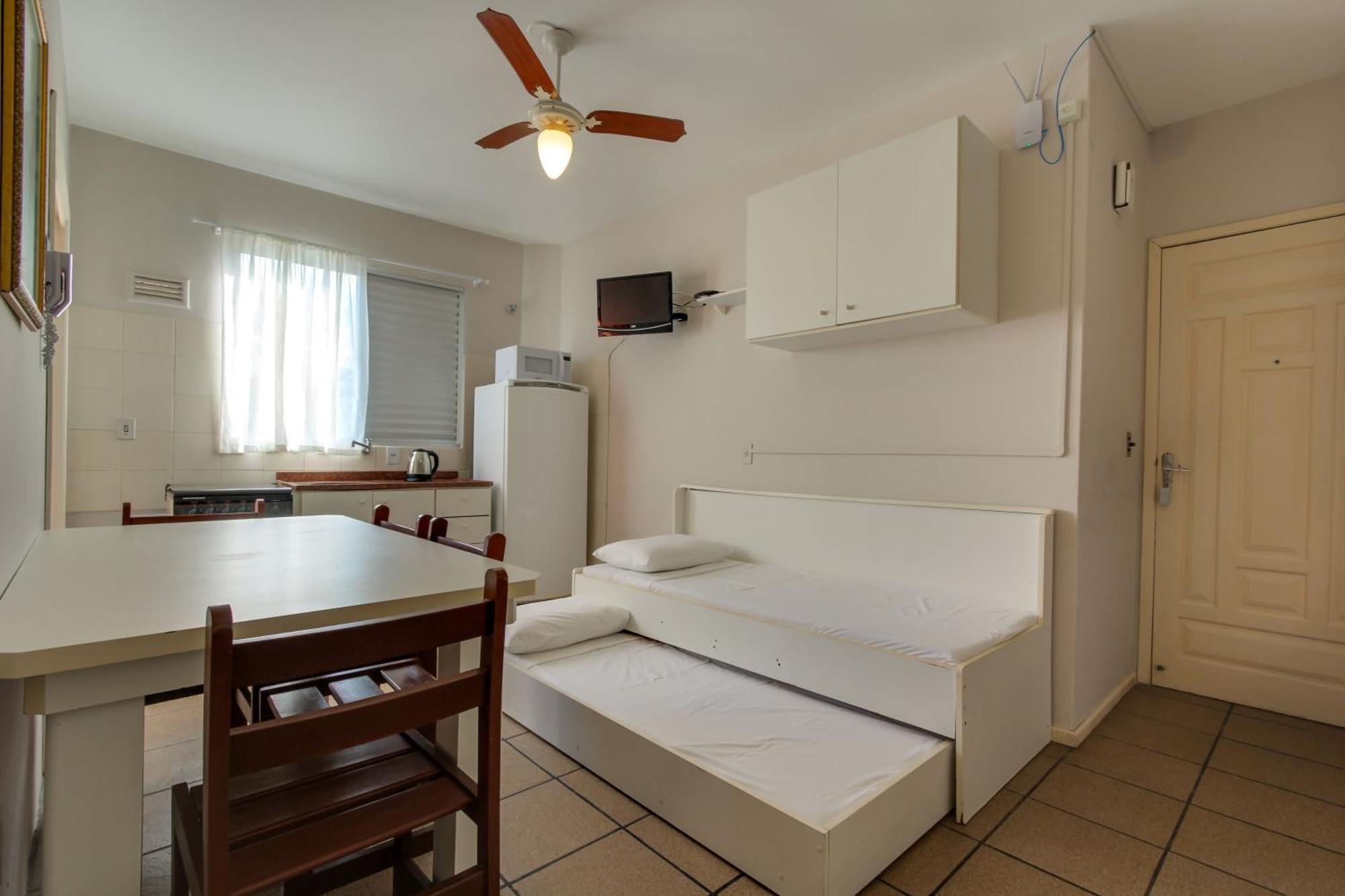 Imigrantes Apart Hotel Говернадор-Селсу-Рамус Экстерьер фото